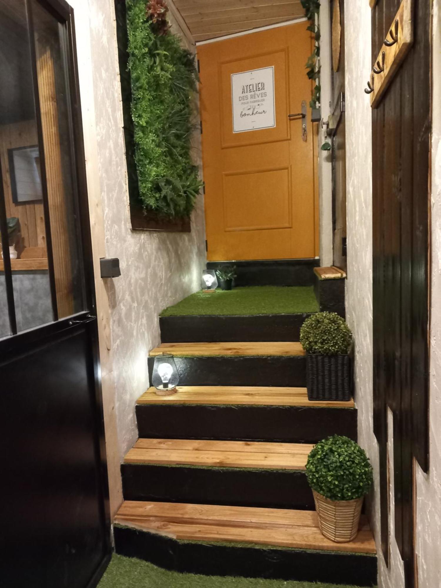 Les Loges Du Theatre Degustation Champagne Offerte Jacuzzi Sauna Jeux Velos Maison Prive 150M2 Historique 14Pers Max Emplacement Exceptionnel Et Chic, 200M De L'Avenue De Champagne, Gare, Musee, Jardins, Restaurations, Toutes Commodites Épernay Exterior foto